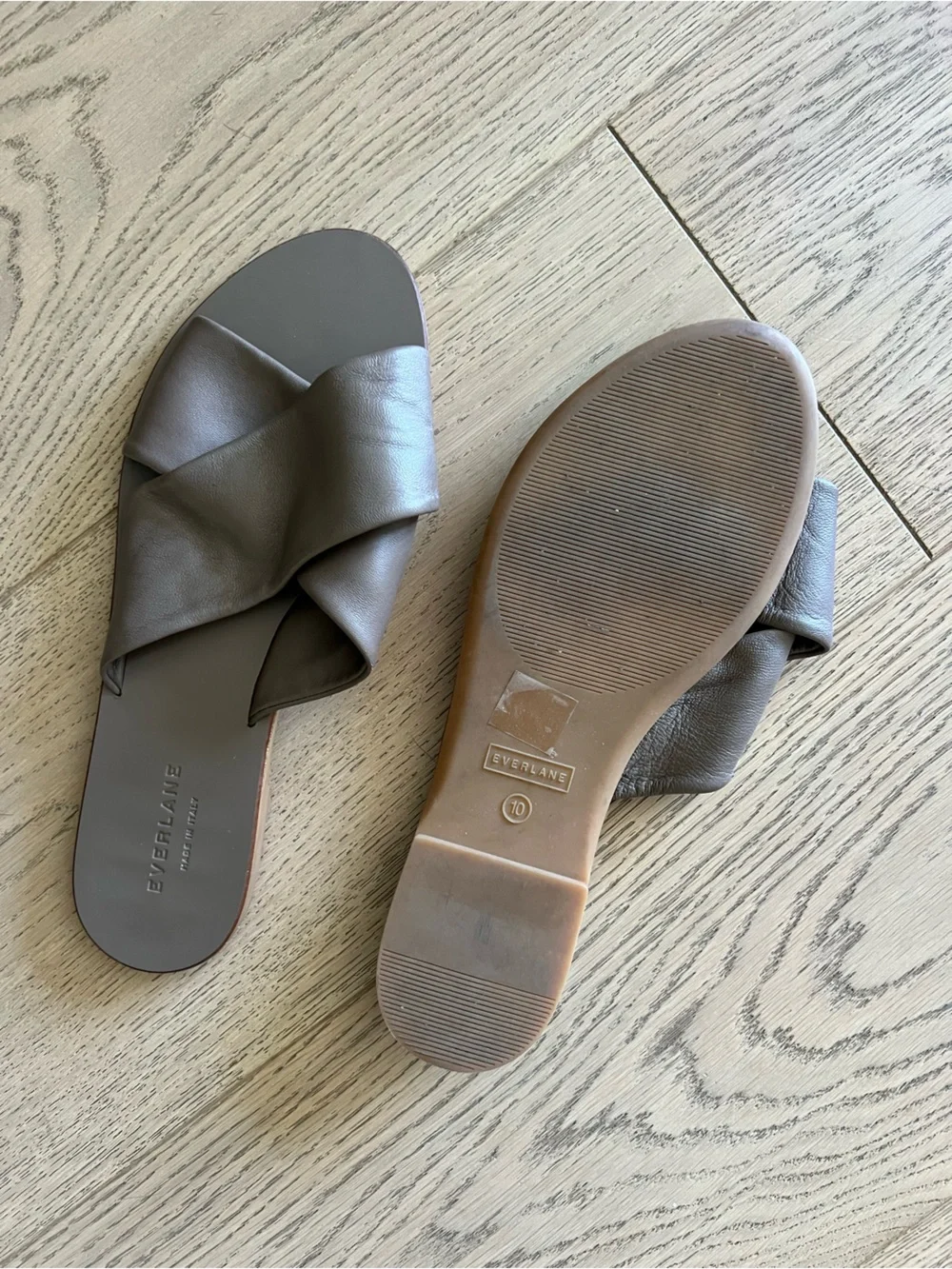 Everlane Taupe Leather Crisscross Slide Sandals - Picture 4 of 5